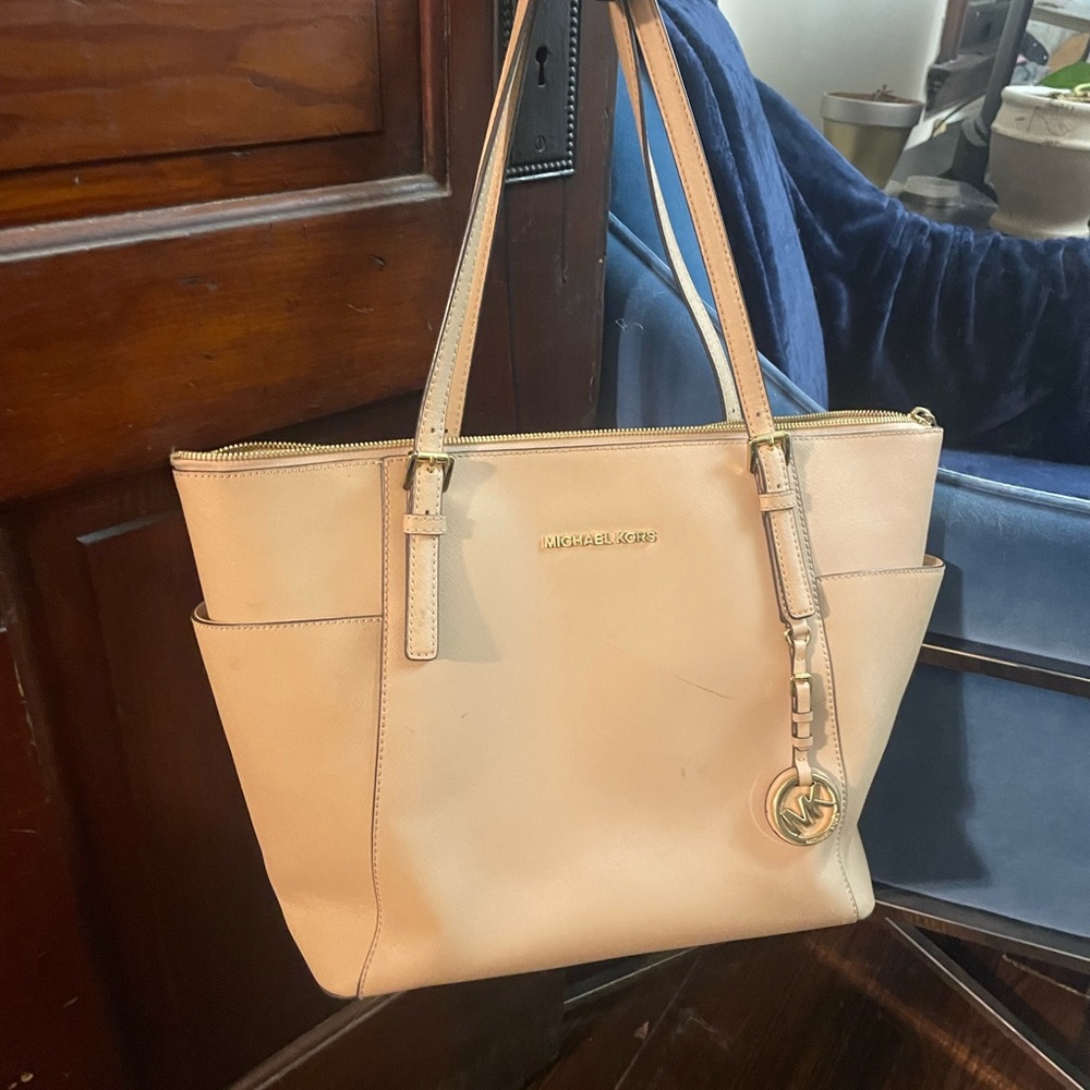 Michael Kors medium leather tote